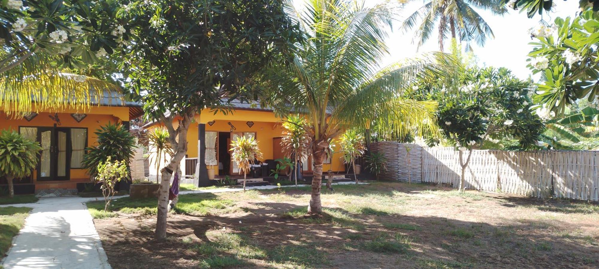 Pandan Bungalow Gili Islands Exterior photo