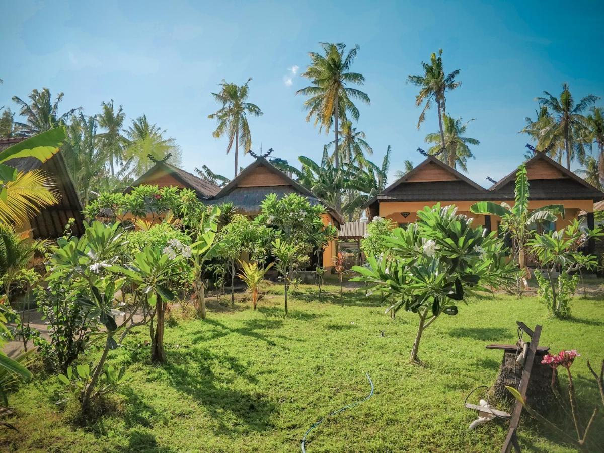 Pandan Bungalow Gili Islands Exterior photo